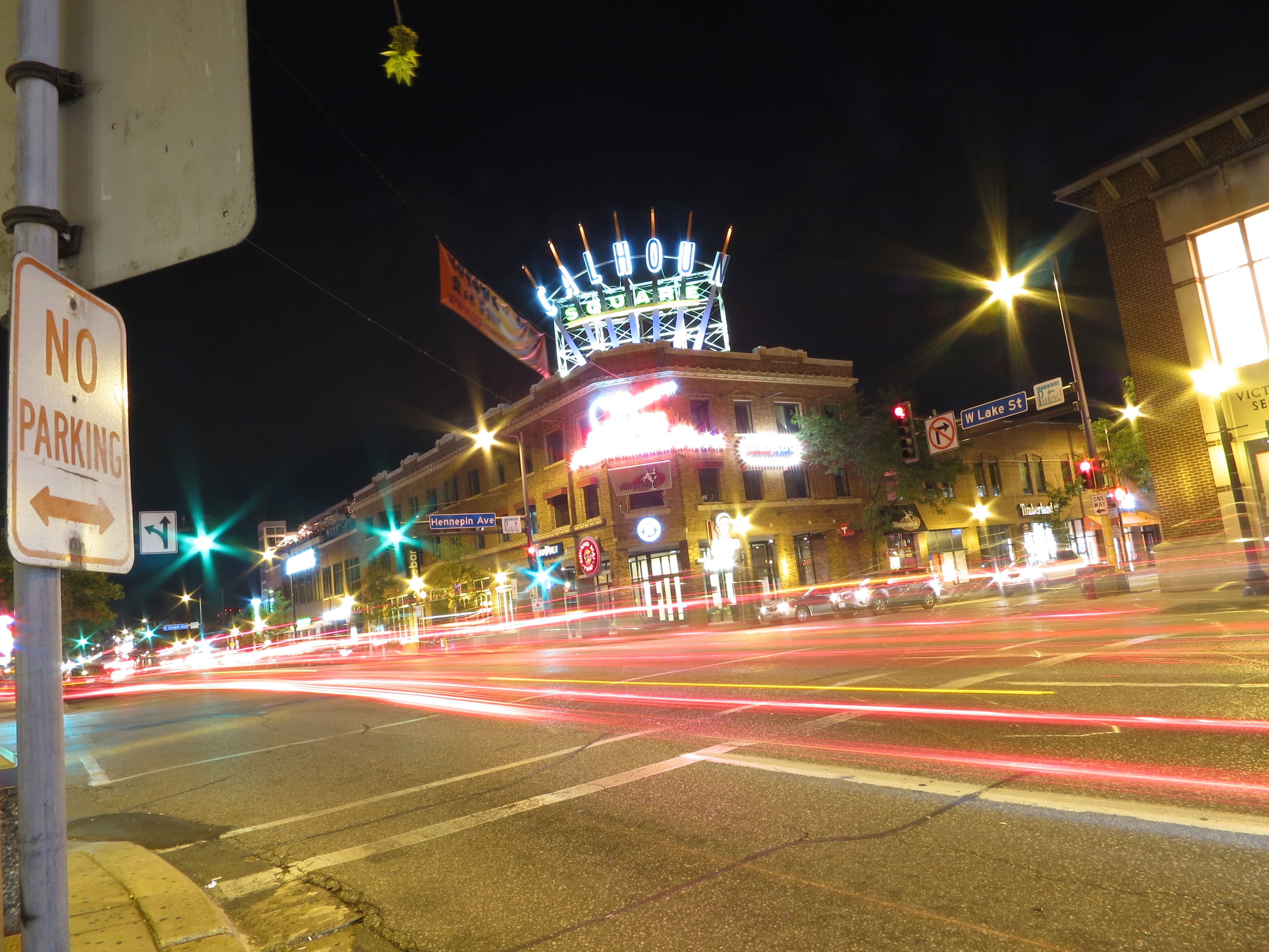 Lake Street in Minneapolis, home to Somali-owned businesses