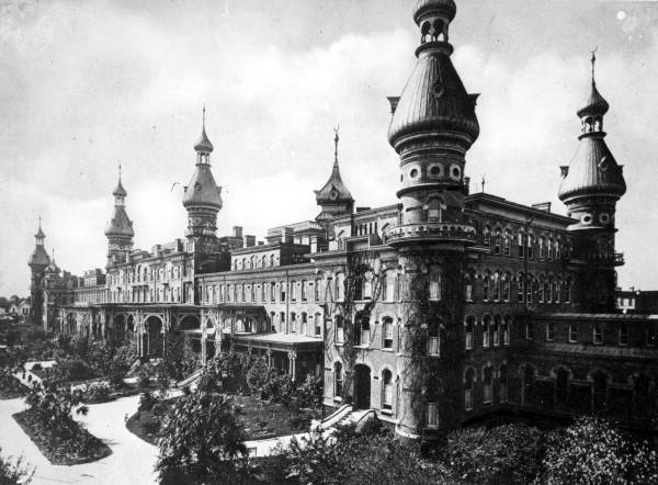 The Tampa Bay Hotel circa 1920, showing the grand Moorish-style building that hosted the exclusive Gasparilla coronation balls